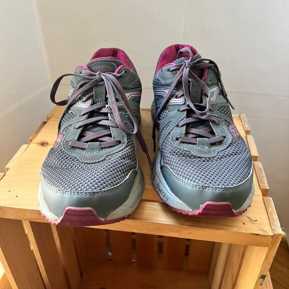 Saucony Size 10W Grey Pink Cohesion 11 S10433-3 Athletic Running Shoes Sneakers - Picture 2 of 9